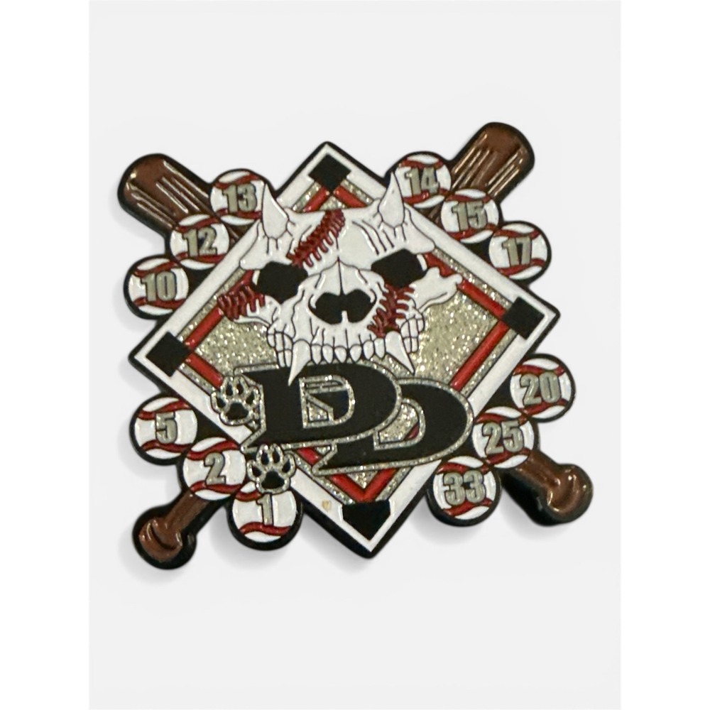 Baseball Enamel Pin Unisex OS White Skull Glitter Diamond Bats DD Logo Sports